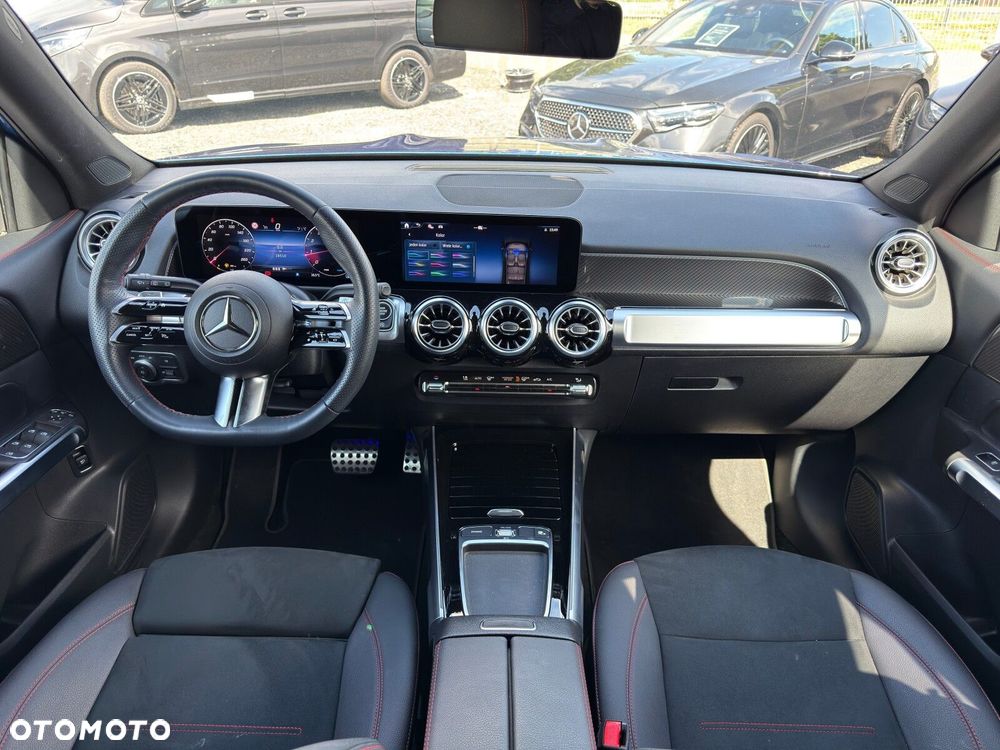 Mercedes-Benz GLB 200 7G-DCT - 21