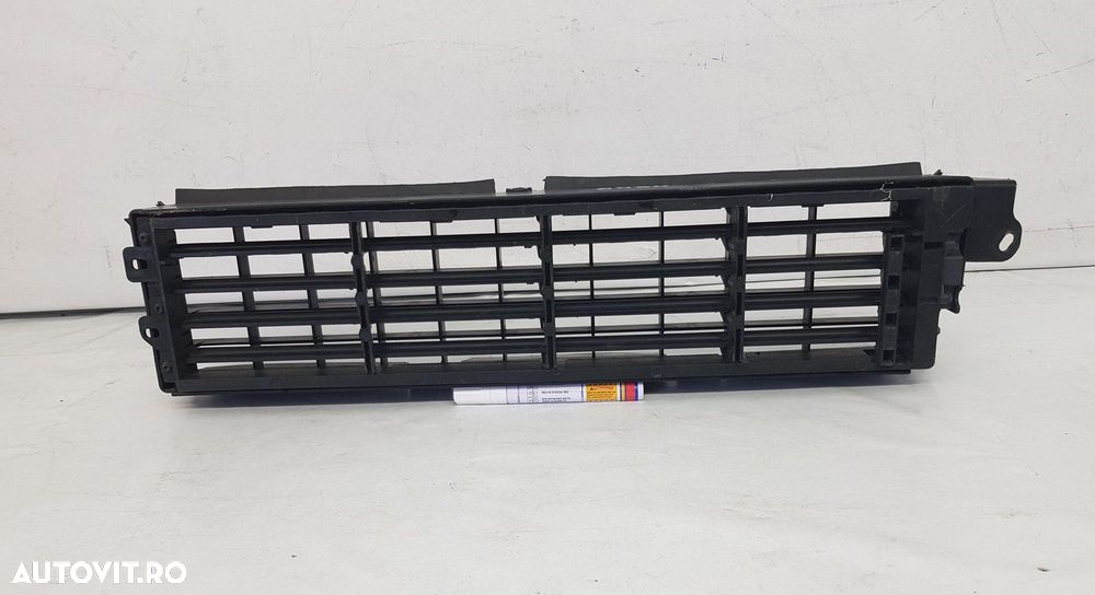 Grila activa bara fata Nissan Qashqai dupa 2013 - 2