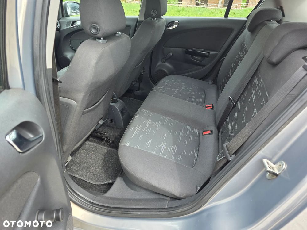 Opel Corsa 1.2 16V Enjoy - 11