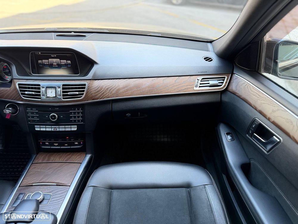Mercedes-Benz E 300 Bluetec Hybrid Avantgarde - 23