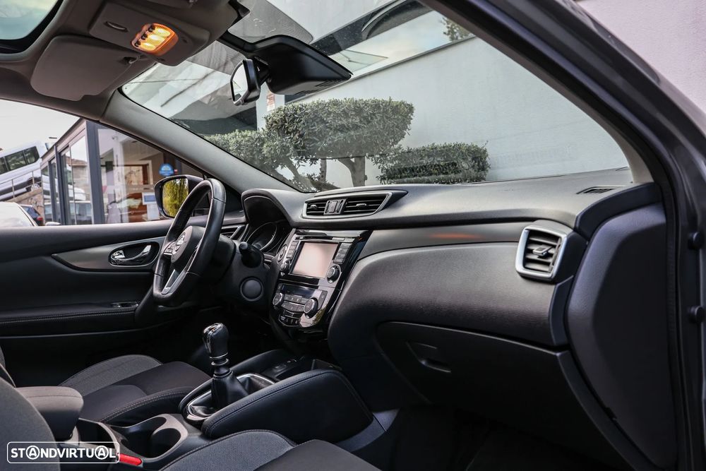 Nissan Qashqai 1.2 DIG-T N-Connecta - 14