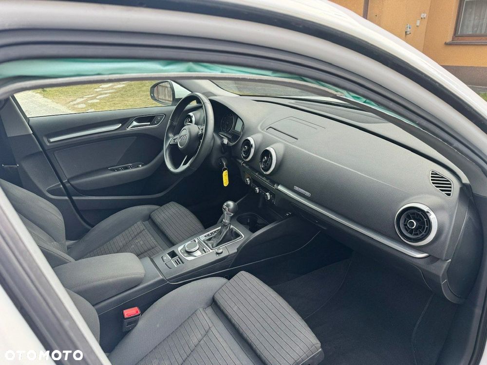 Audi A3 Sportback 40 TFSI Quattro S Line S tronic - 13