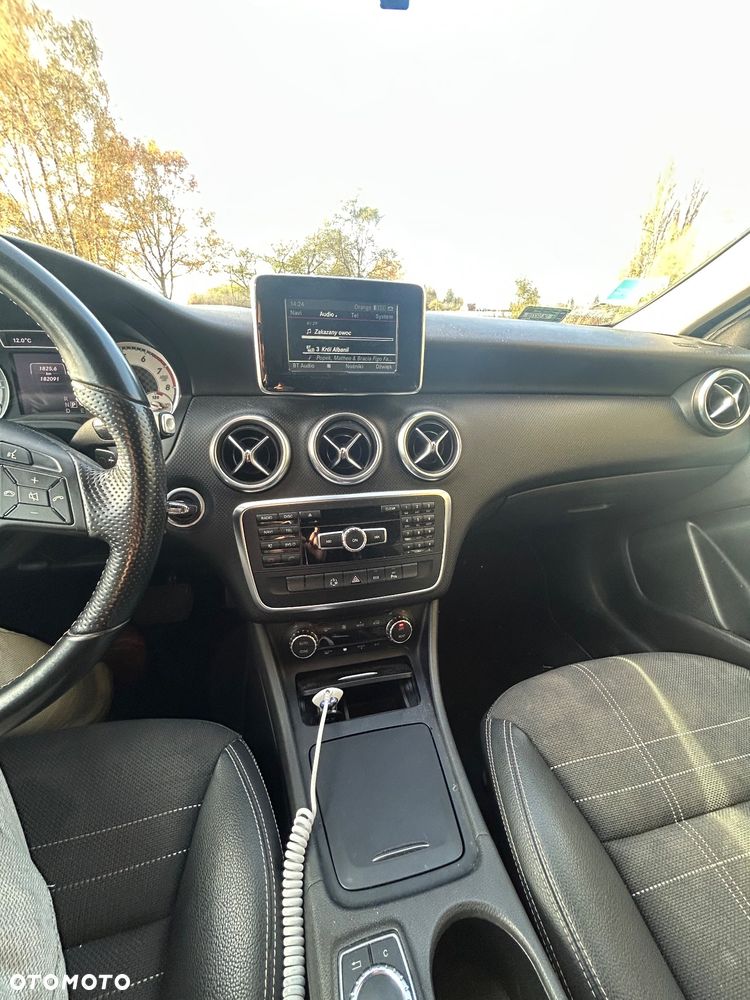 Mercedes-Benz Klasa A 250 4-Matic - 24