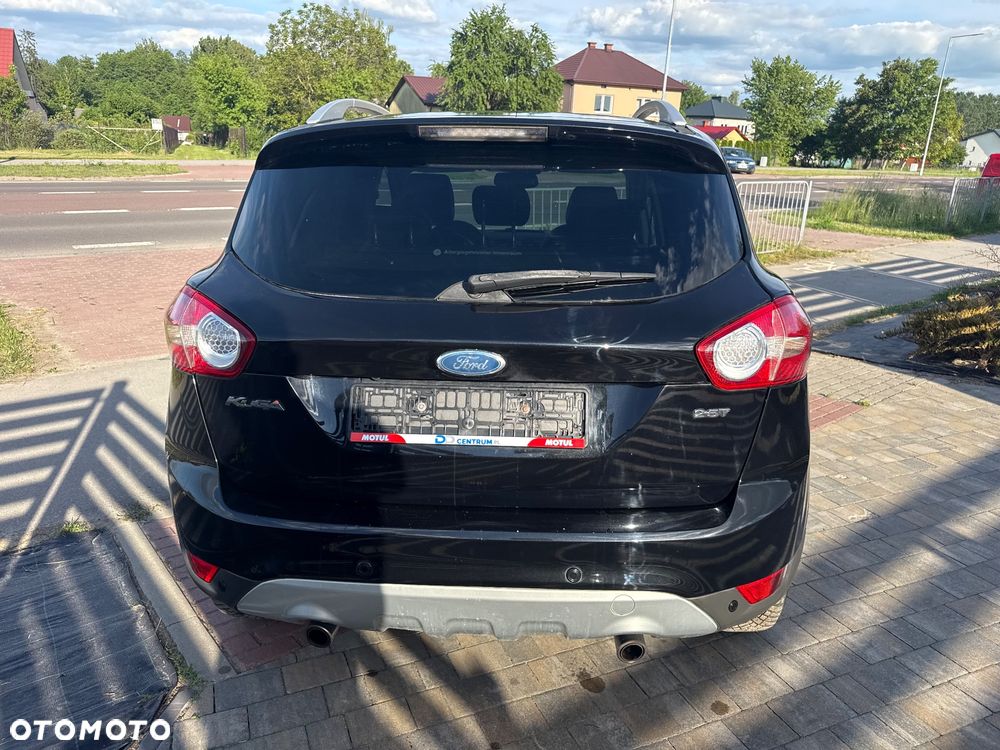 Ford Kuga 2.5 4x4 Titanium - 3