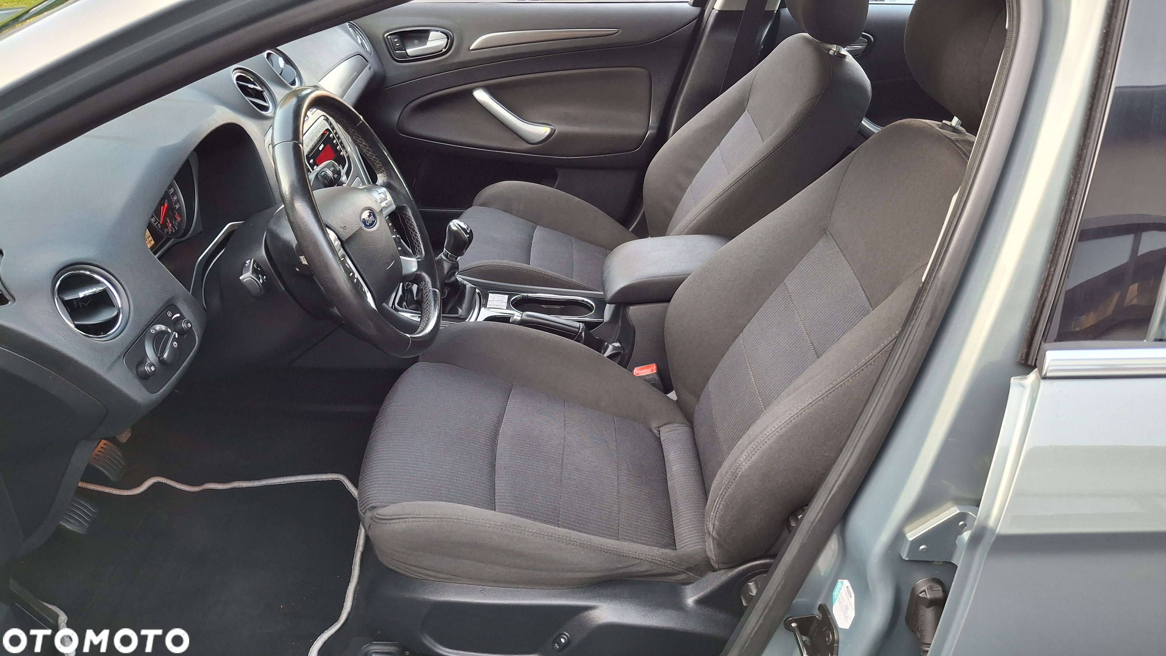 Ford Mondeo - 7