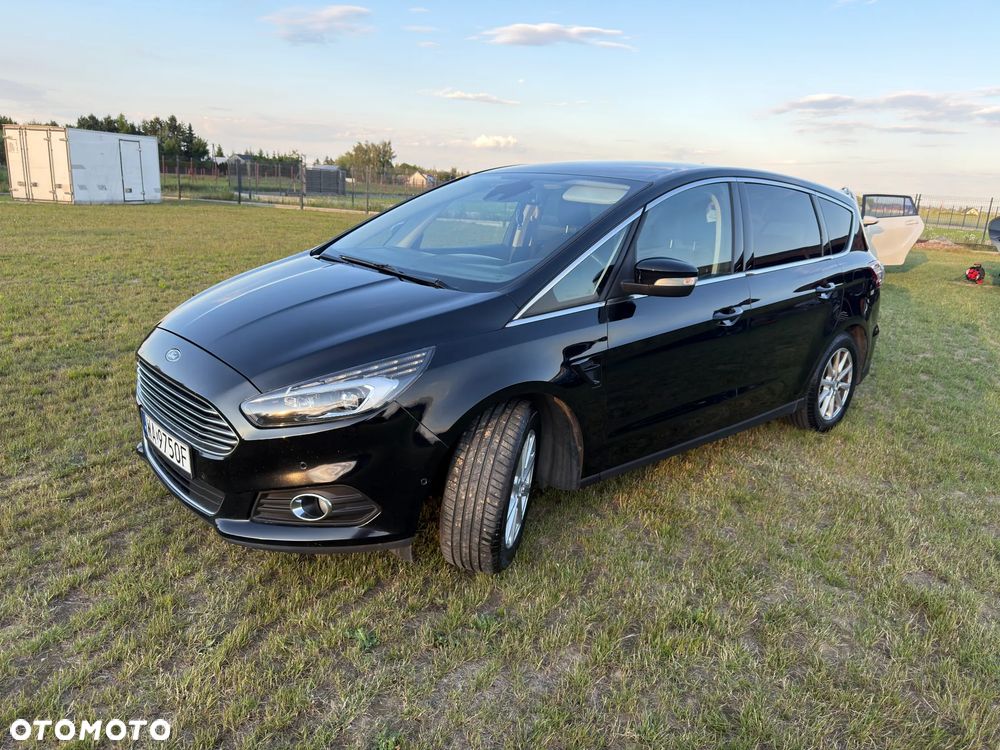 Ford S-Max - 12