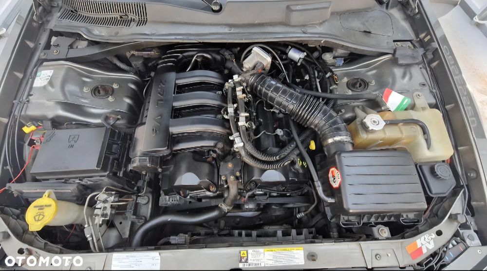 Dodge Magnum - 10