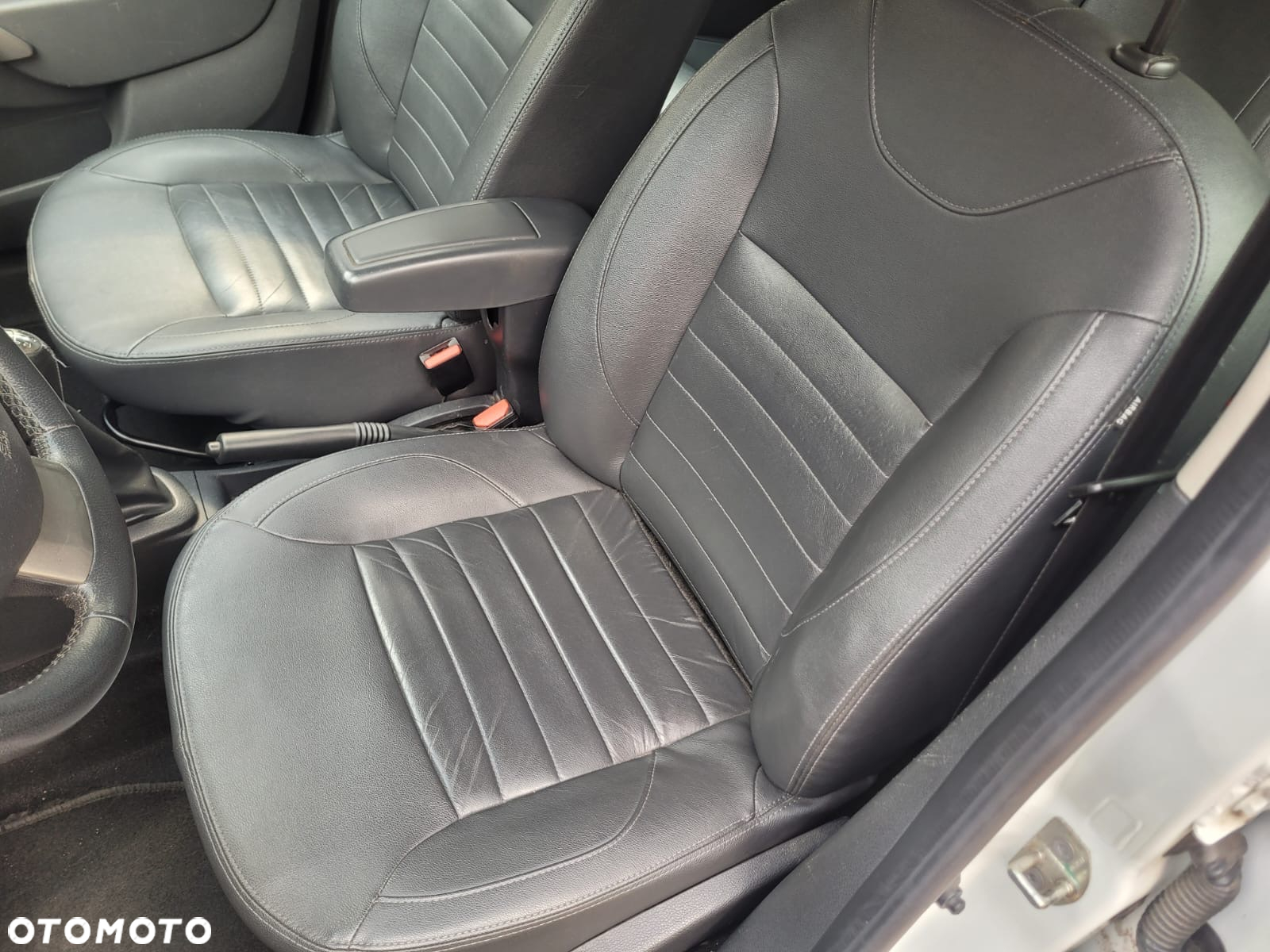 Dacia Logan MCV dCi 90 (S&S) Comfort - 23