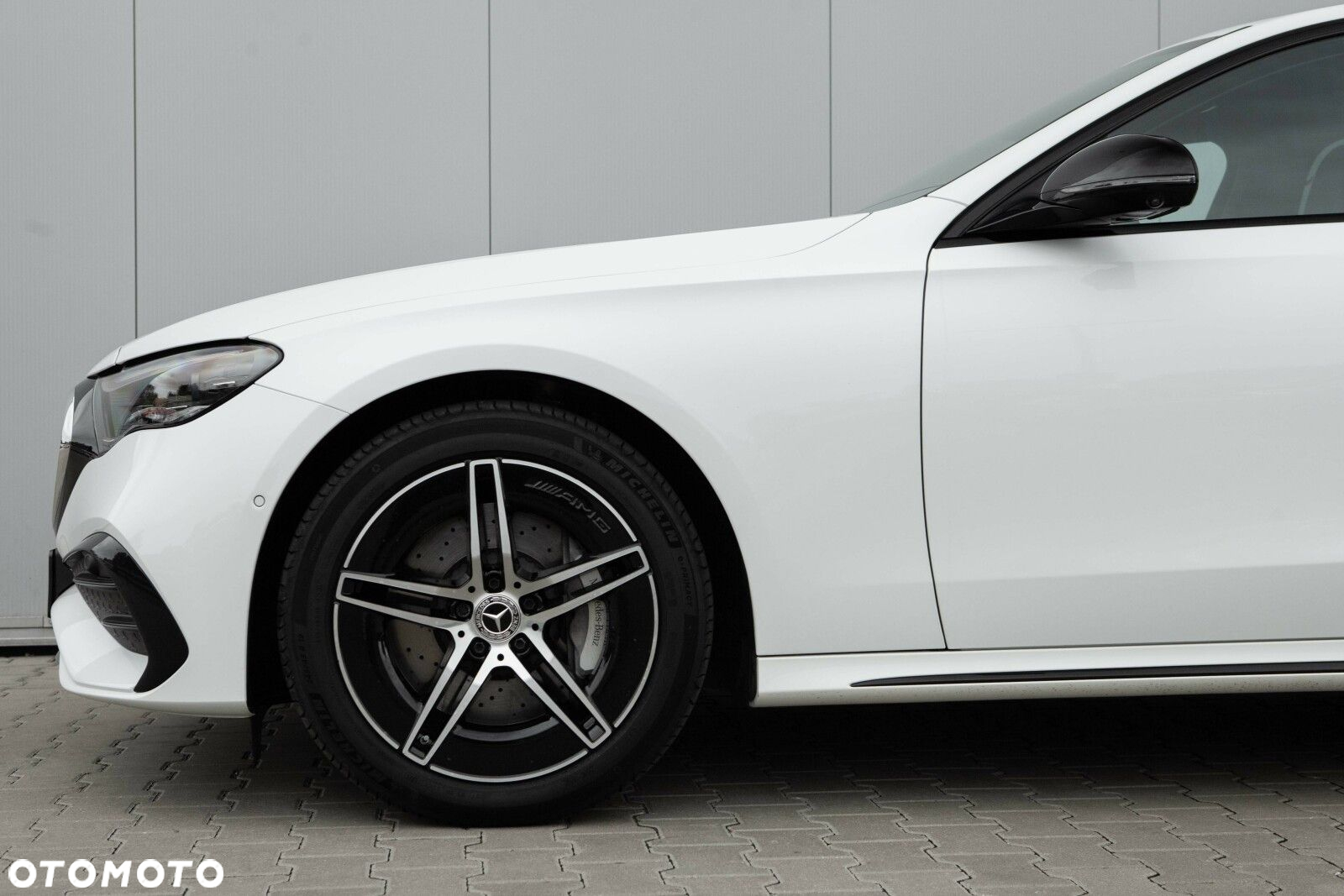 Mercedes-Benz Klasa E - 9