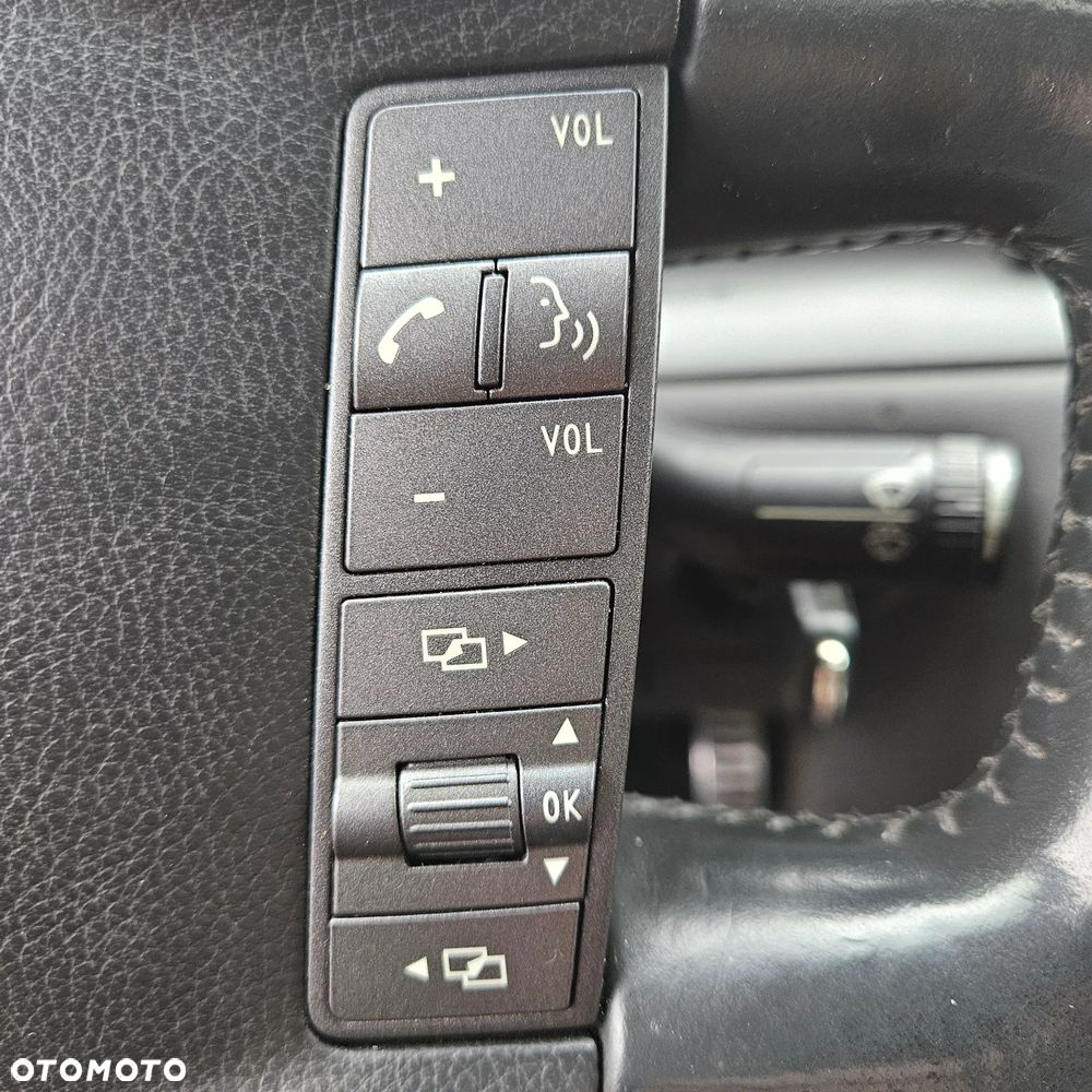 Volkswagen Phaeton - 33