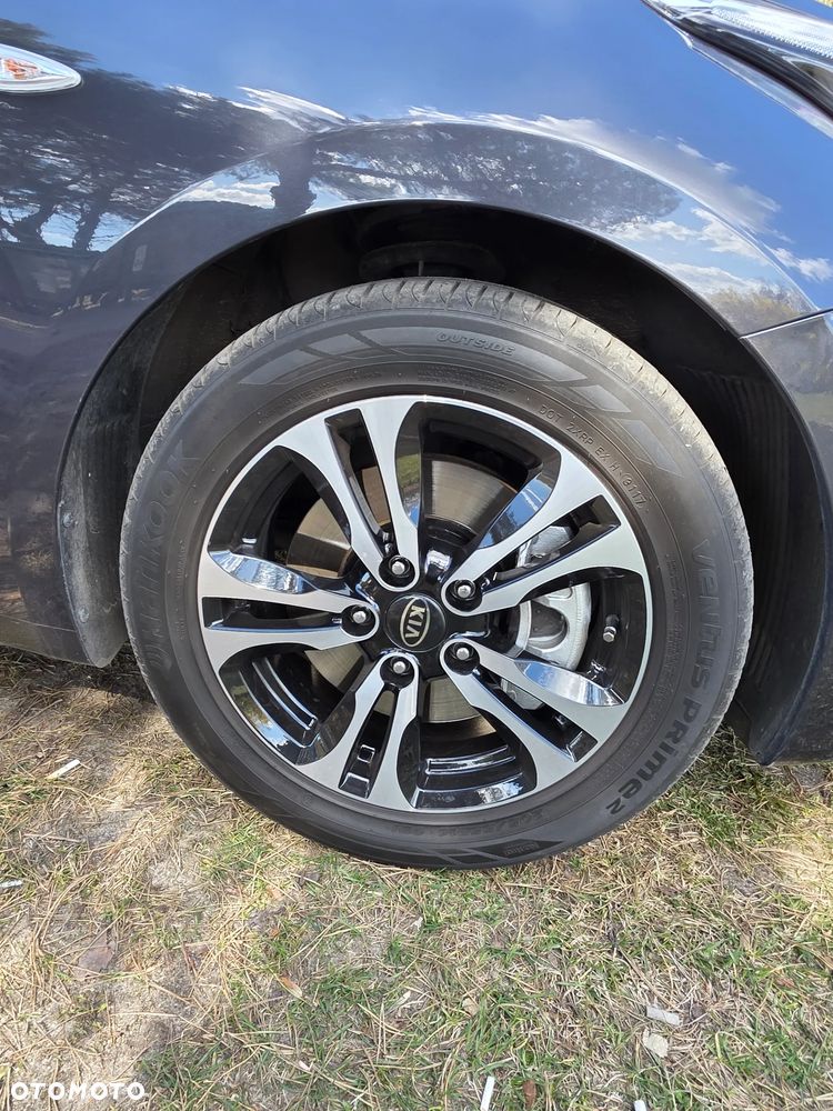 Kia Ceed - 9