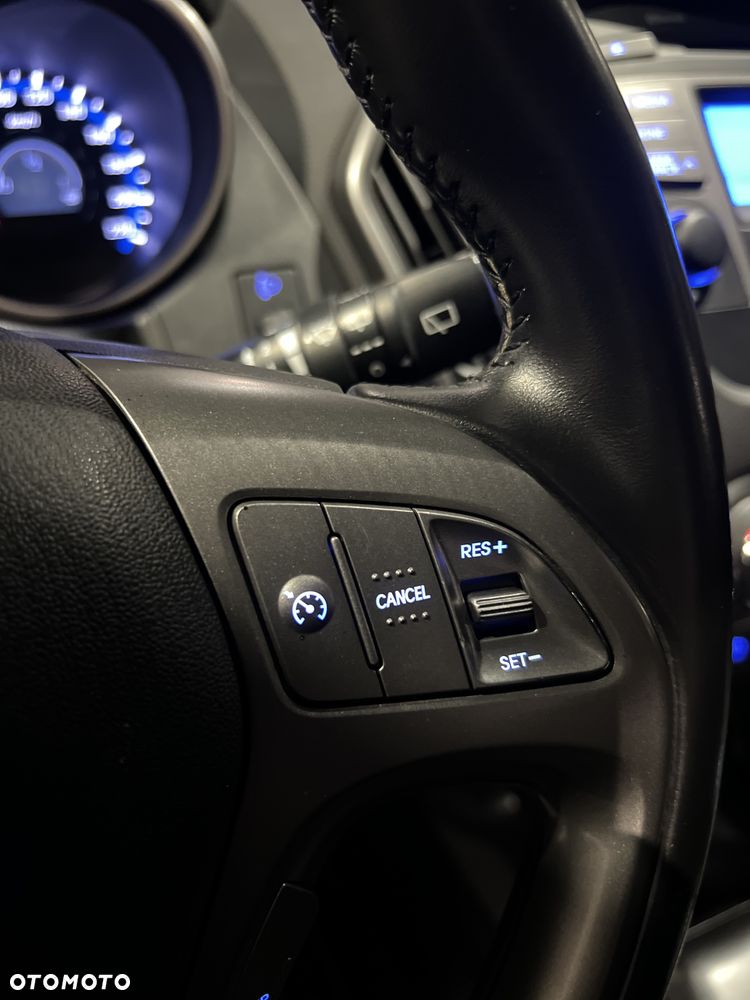 Hyundai ix35 1.6 2WD blue Style - 16