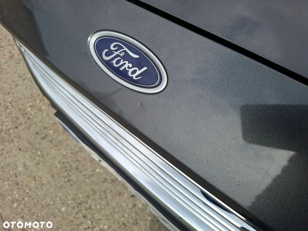 Ford Mondeo 2.0 TDCi Titanium PowerShift - 32