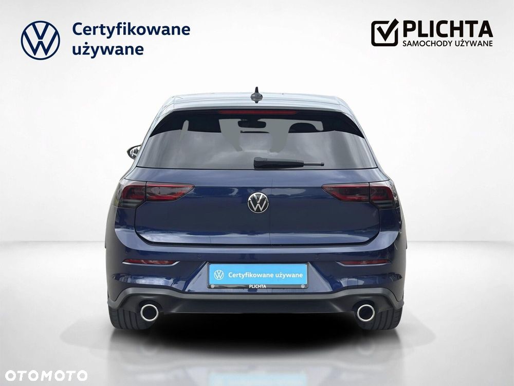 Volkswagen Golf - 5