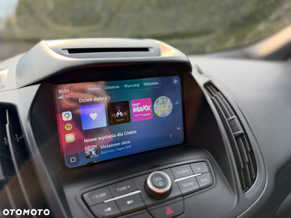 Ford Kuga 1.5 EcoBoost 2x4 Titanium - 35