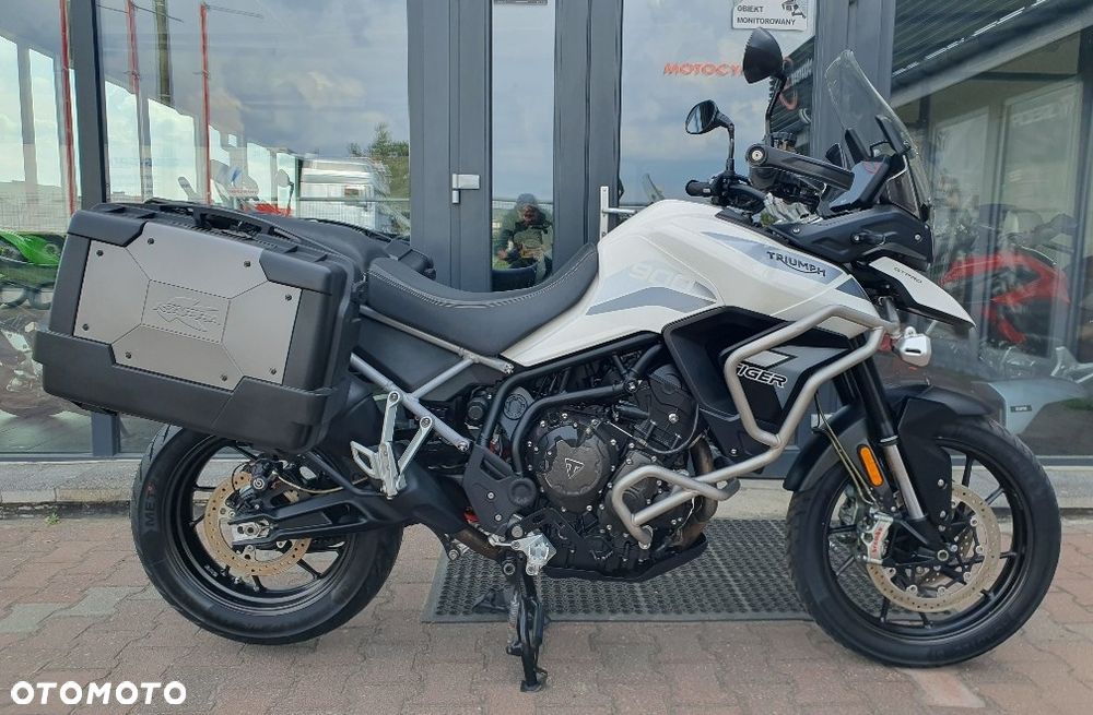 Triumph Tiger - 2