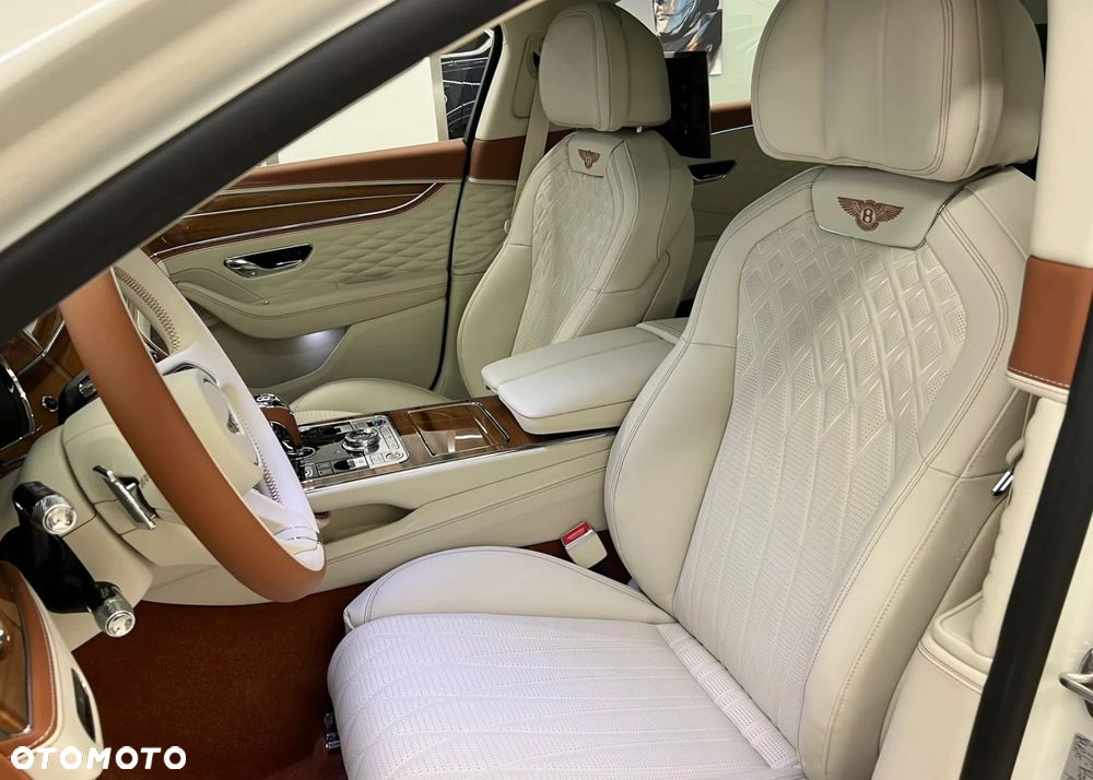 Bentley Flying Spur - 6