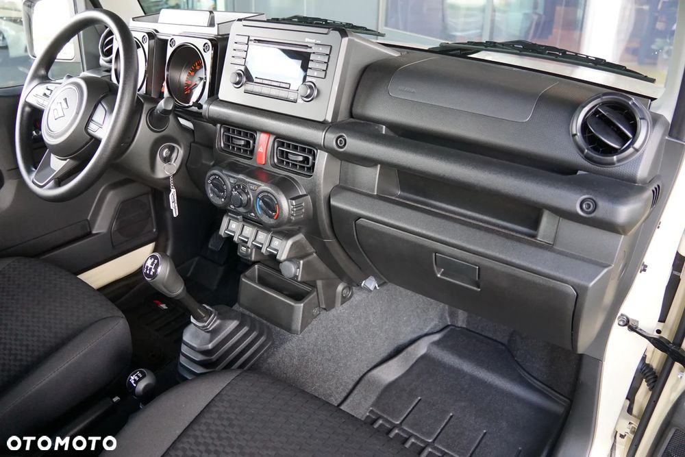 Suzuki Jimny 1.5 Comfort - 25
