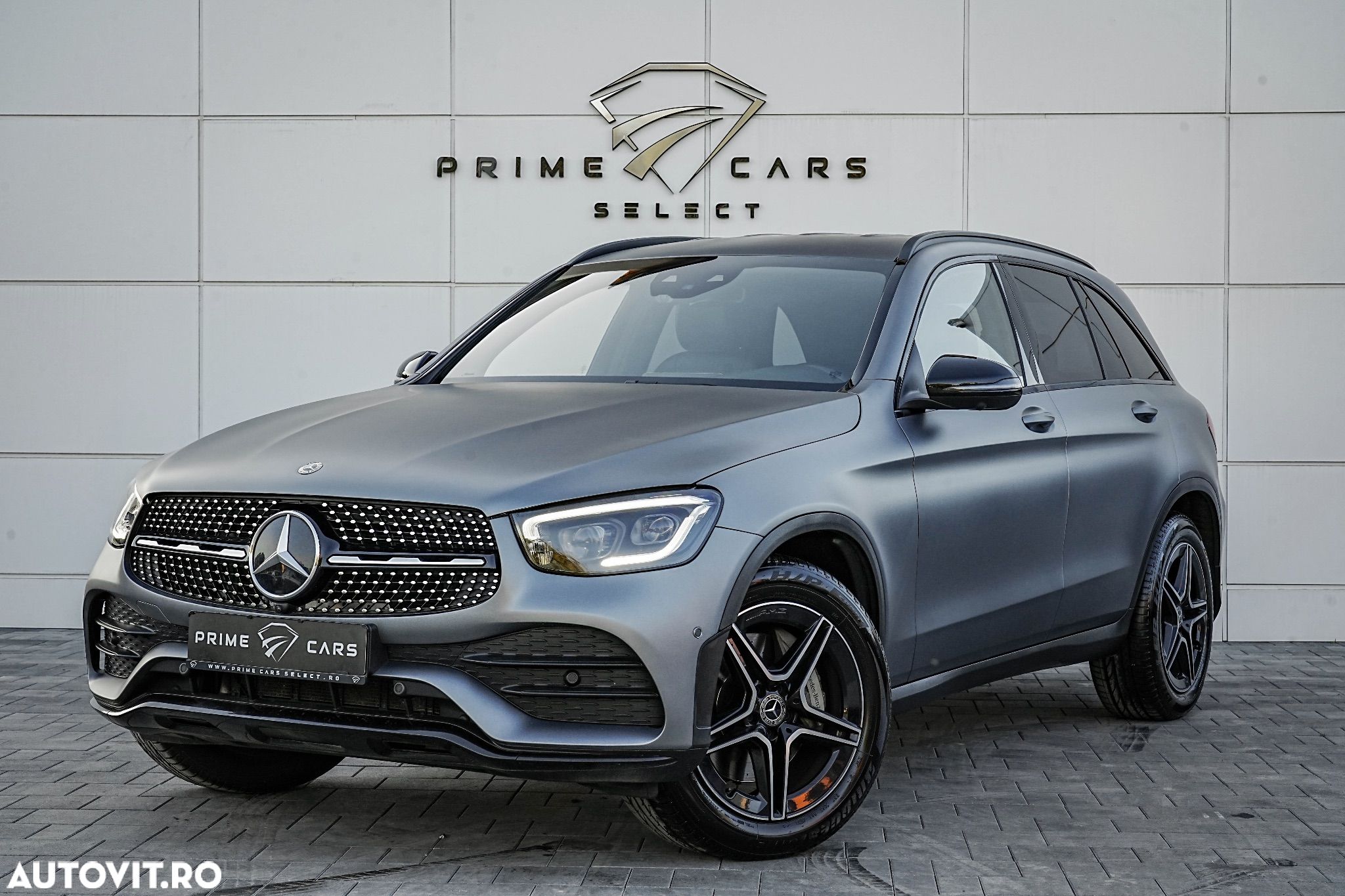 Mercedes-Benz GLC 200 4Matic 9G-TRONIC AMG Line - 1