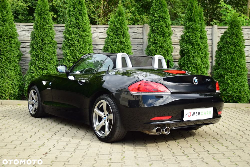 BMW Z4 sDrive30i - 16