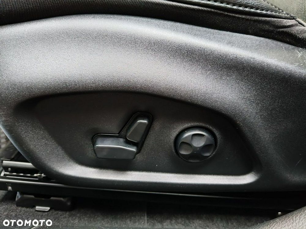 Jeep Compass 1.4 TMair Limited 4WD S&S - 23