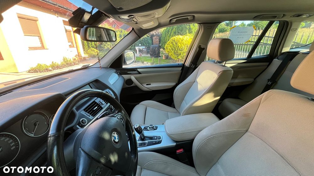 BMW X3 xDrive20d - 9