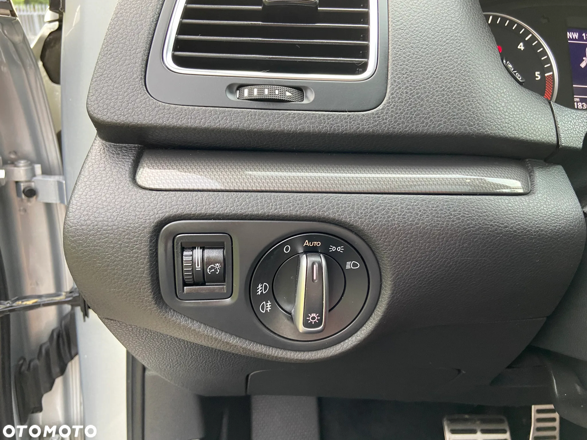 Volkswagen Sharan 2.0 TDI DSG (BlueMotion Technology) Highline - 22