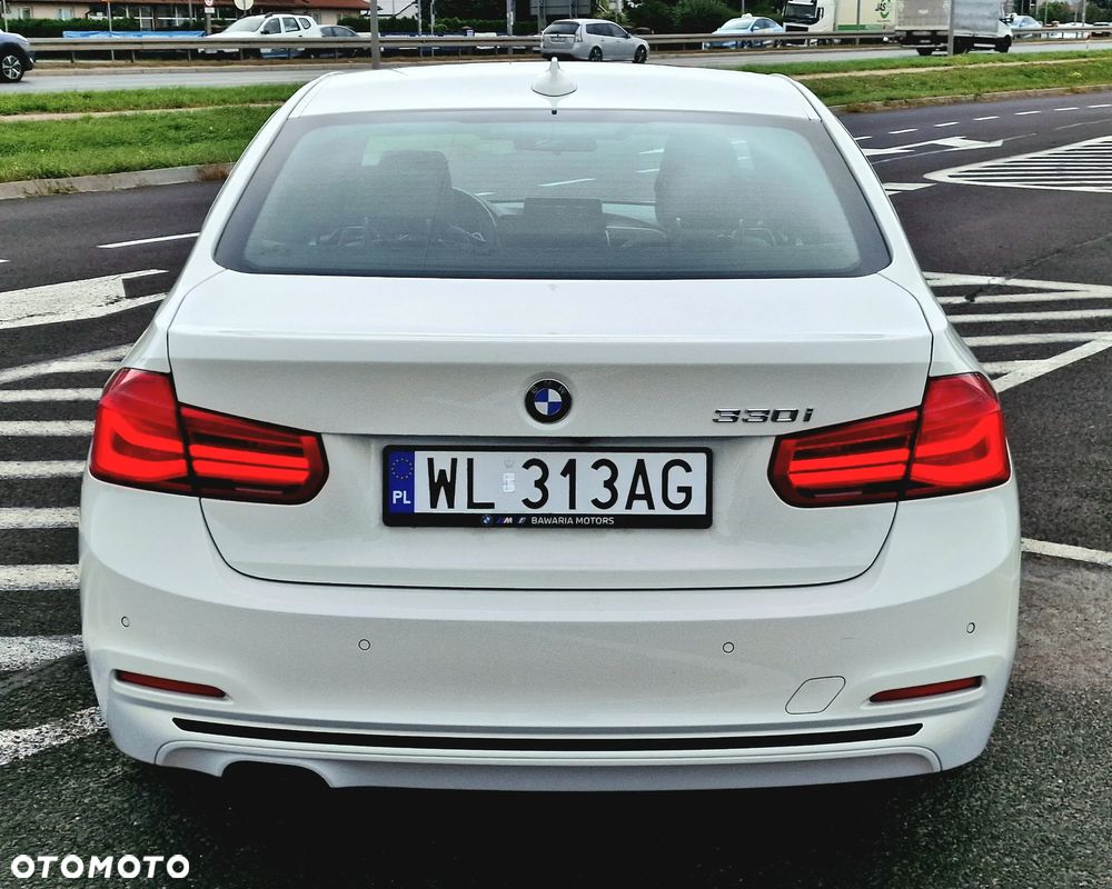 BMW Seria 3 330i GPF Luxury Line sport - 37