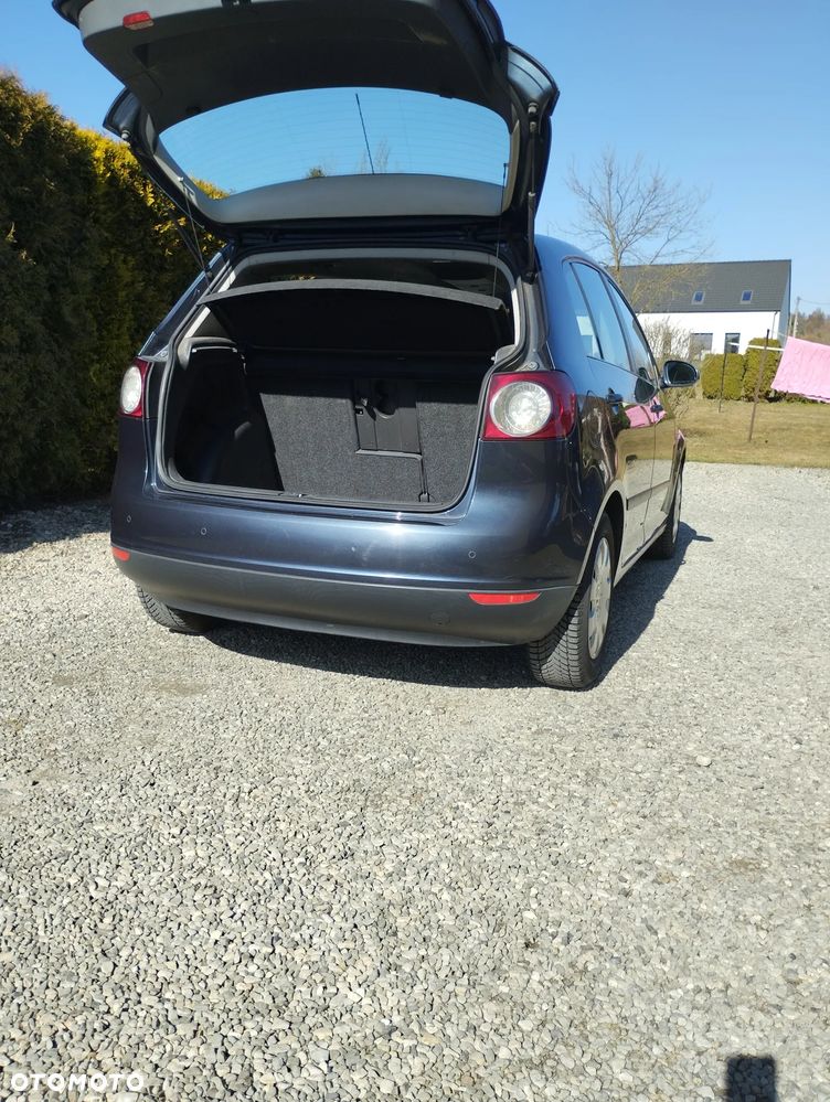 Volkswagen Golf Plus - 18