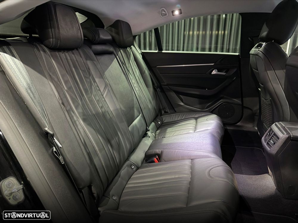 Peugeot 508 1.6 Hybrid Allure Pack e-EAT8 - 38