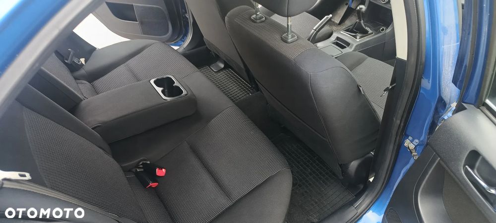 Mitsubishi Lancer 1.6 Inform - 9