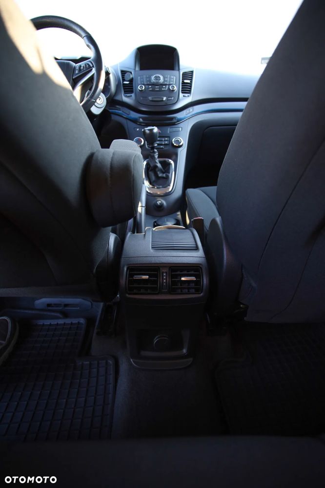 Chevrolet Orlando 1.4 T LT+ - 27