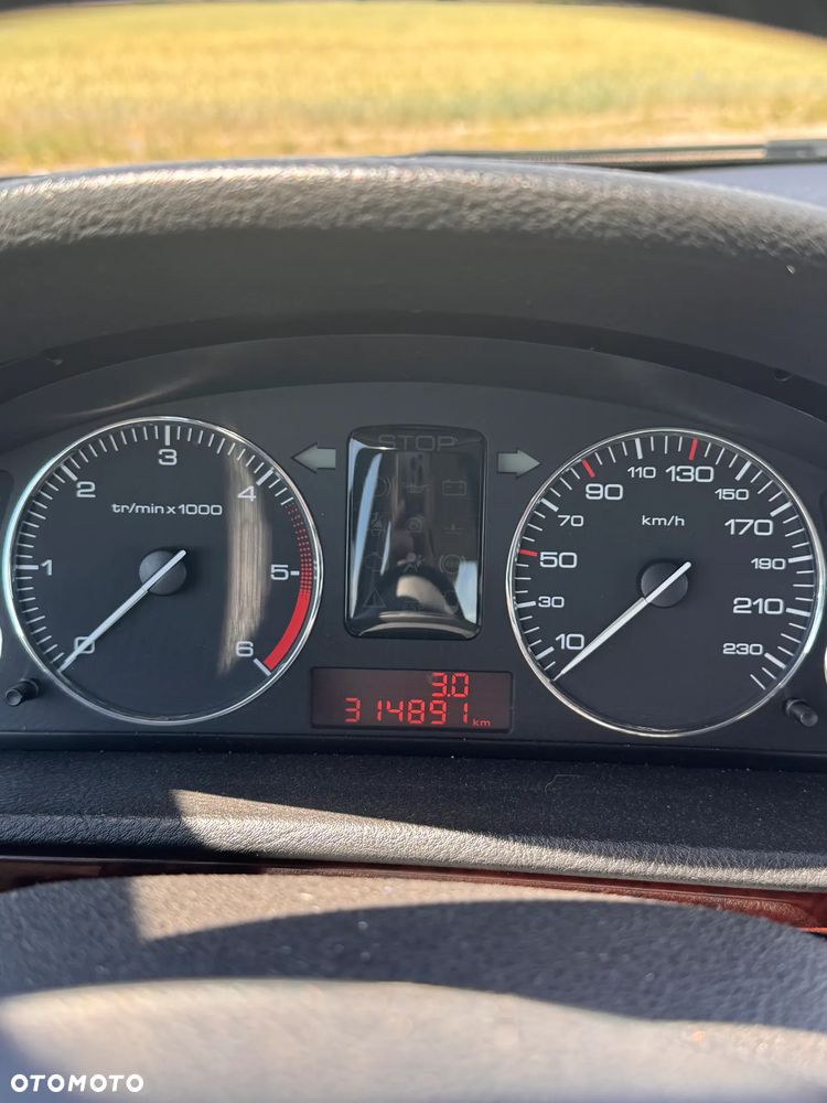 Peugeot 407 1.6 HDI Presence - 9