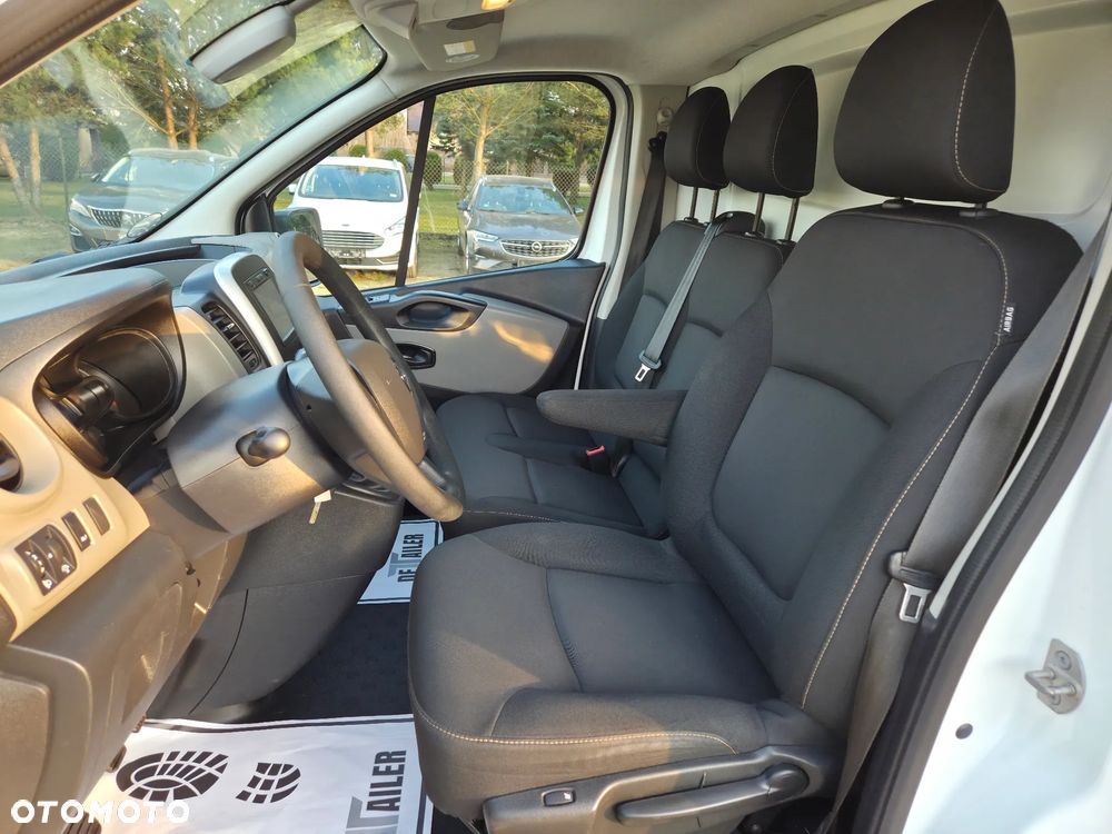 Renault Trafic L2H1 1.6 dCi 125 km  cena 37 800 netto - 15