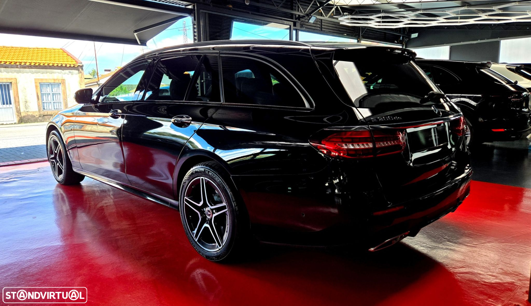 Mercedes-Benz E 300 de AMG Line 4Matic - 5