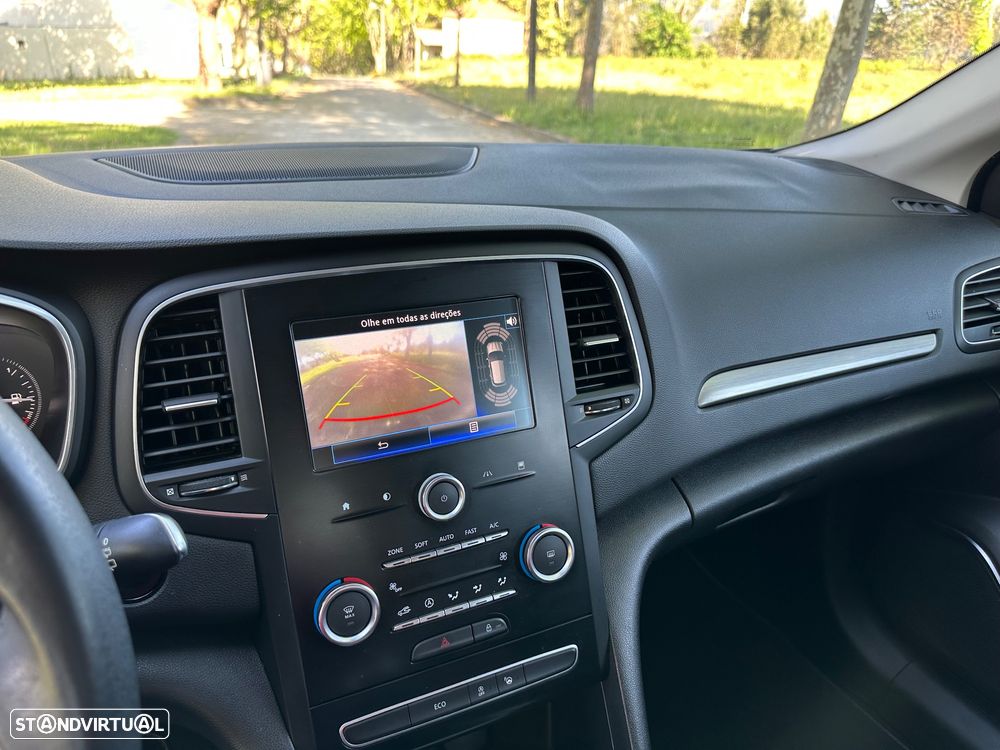 Renault Mégane 1.5 dCi Intens - 19