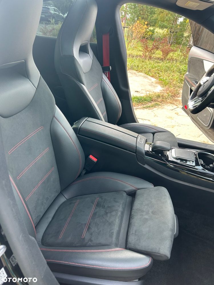 Mercedes-Benz CLA - 18
