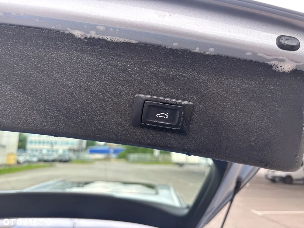 Audi A4 Avant 2.0 TDI Design S tronic - 7
