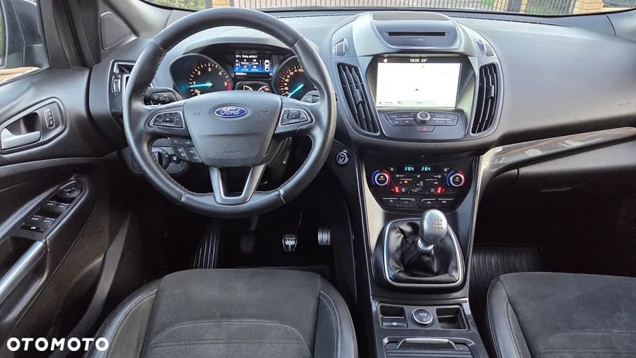 Ford Kuga 2.0 TDCi 4x4 ST-Line - 29