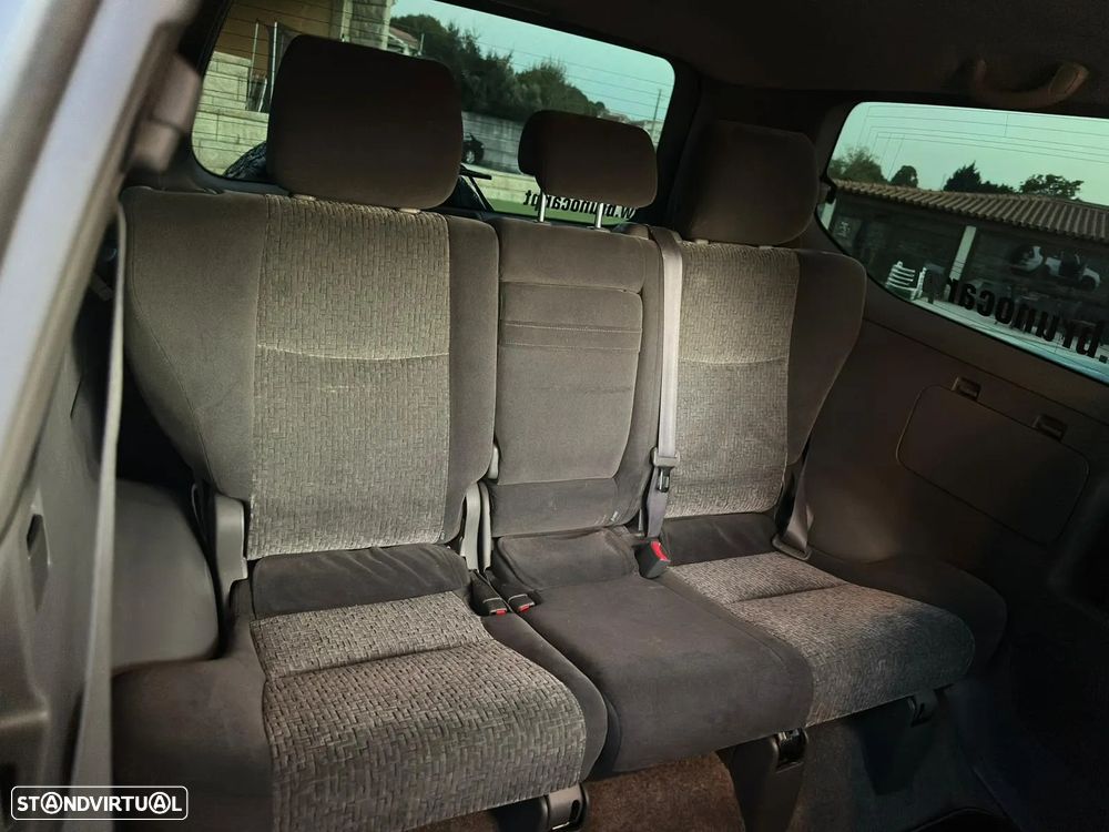 Toyota Land Cruiser Prado - 31