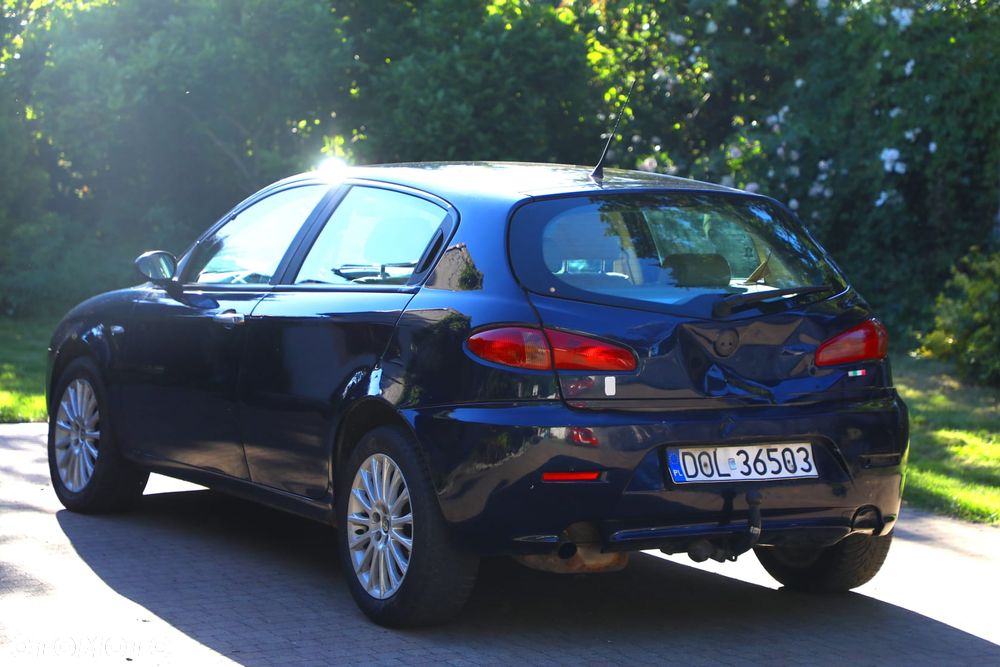 Alfa Romeo 147 - 7