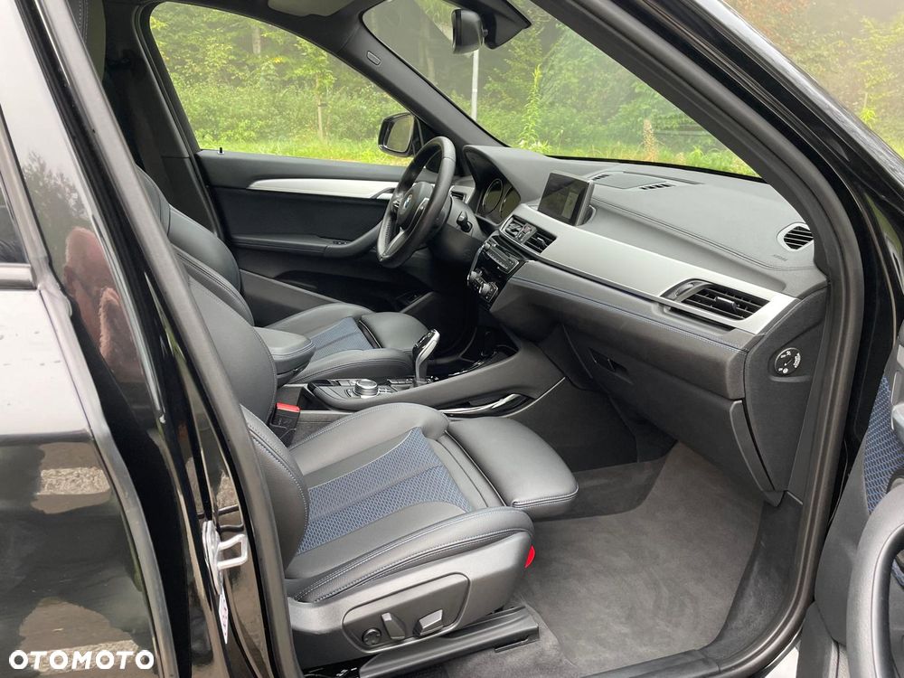 BMW X1 - 24