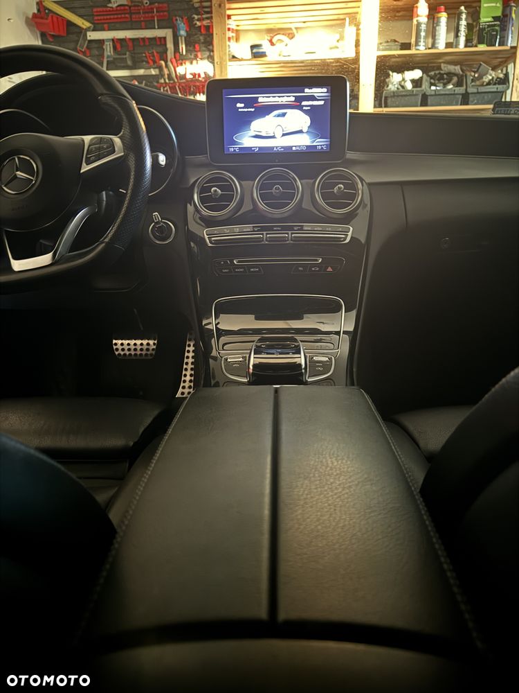 Mercedes-Benz Klasa C 180 7G-TRONIC - 21