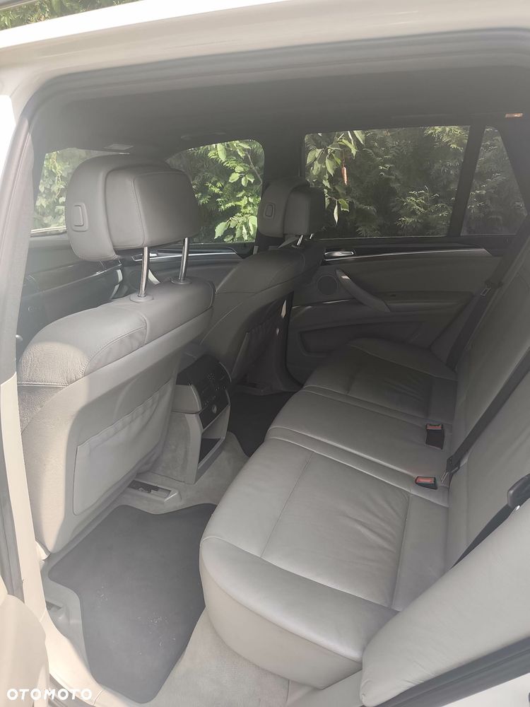 BMW X5 3.0si - 3