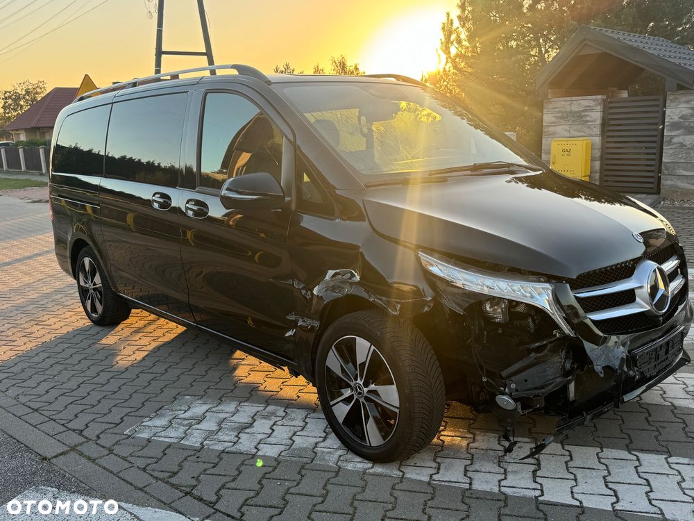 Mercedes-Benz Klasa V - 2