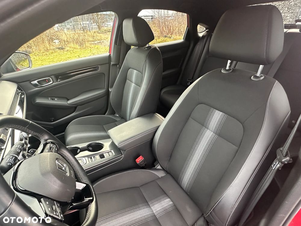 Honda Civic 2.0 i-MMD Elegance CVT - 23