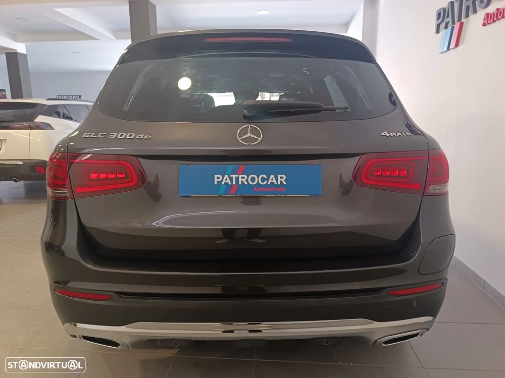 Mercedes-Benz GLC 300 de 4Matic 9G-TRONIC - 38