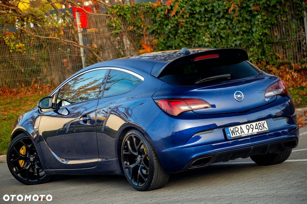 Opel Astra OPC Start/Stop - 12