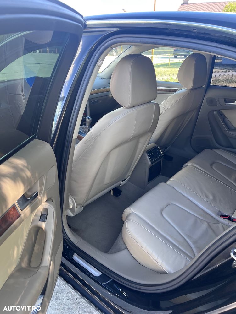 Audi A4 2.0 TDI B8 - 11