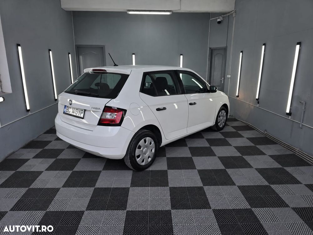 Skoda Fabia 1.0 MPI Avantaj - 4